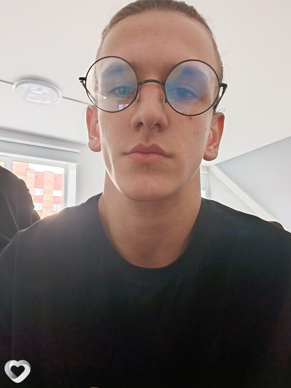 Максим, 19, Владивостоке — анкета №2775766