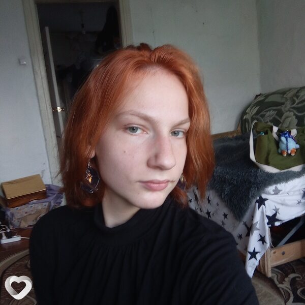 Ксения, 19, Барнауле — анкета №2776496
