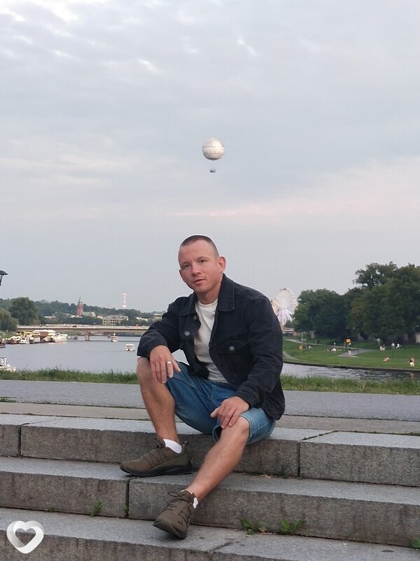 Игор, 29, Краков — анкета №2776972