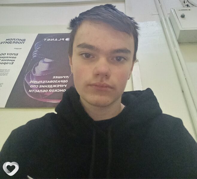 Andrey, 19, Омске — анкета №2777356
