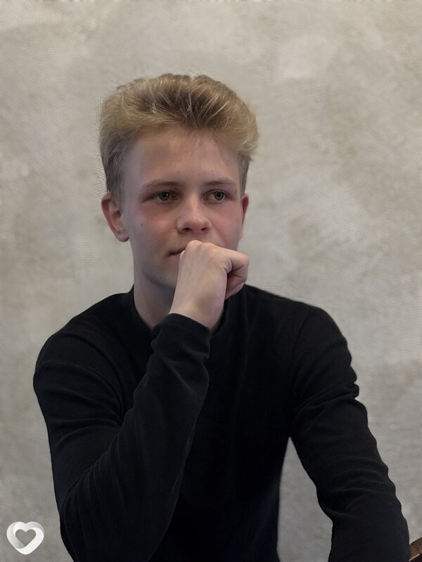 Матвей, 19, Казани — анкета №2777447