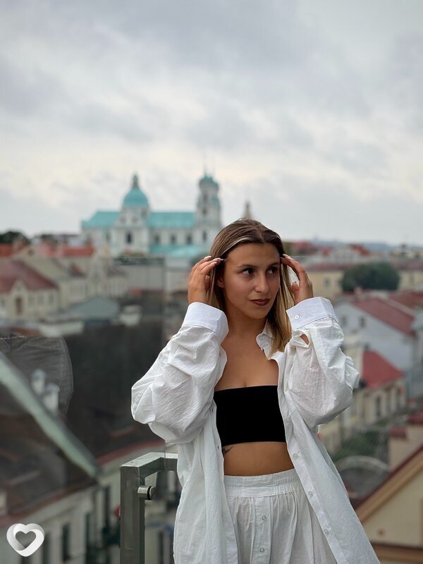 Елена, 24, Минске — анкета №2777490
