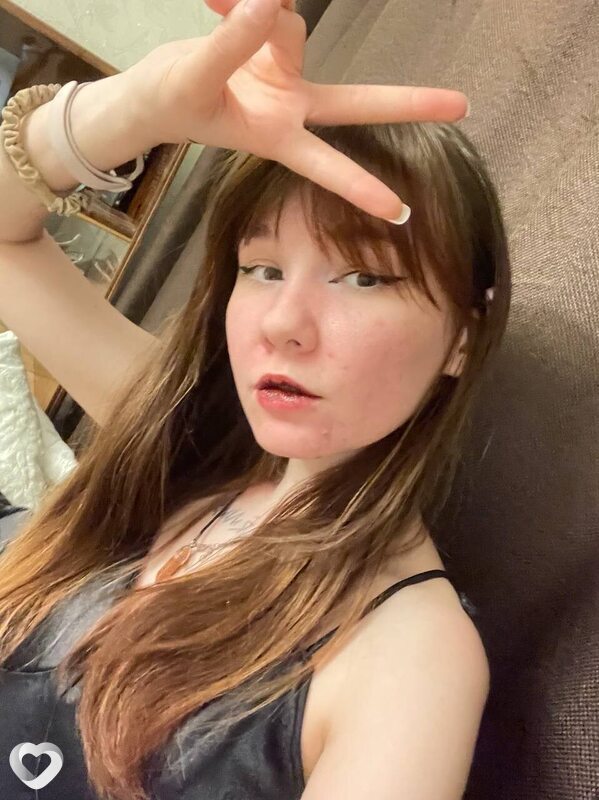 Карина, 23, Астрахани — анкета №2777597