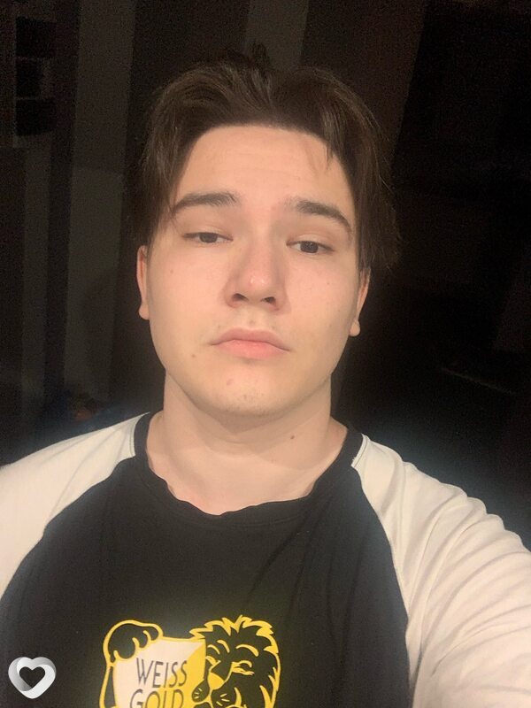 Дима, 22, Москве — анкета №2777606