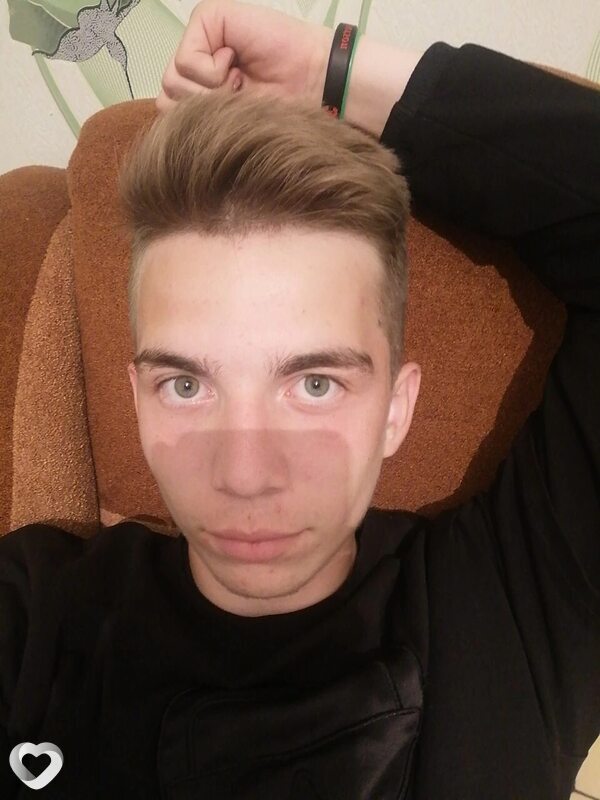 Алексей, 21, Москве — анкета №2777682