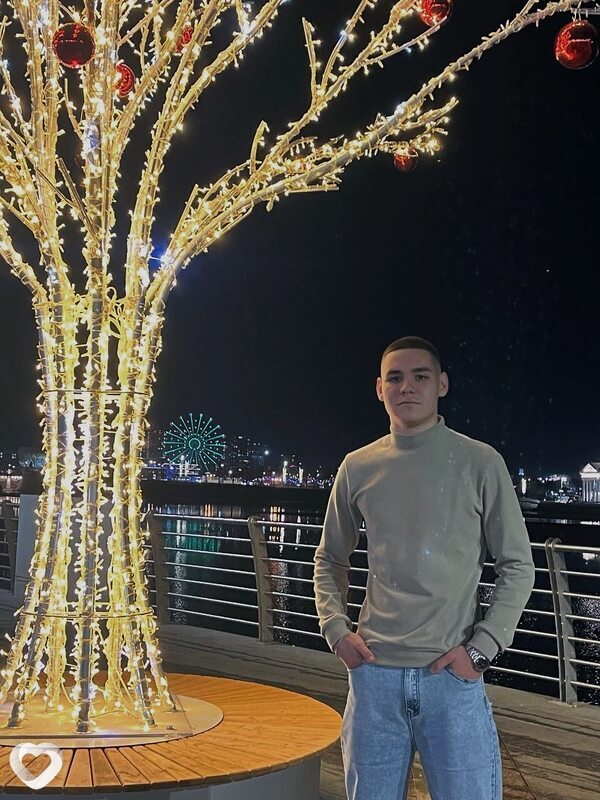 Эдуард, 22, Челябинске — анкета №2777865