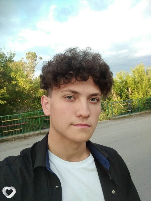 Данил, 21, Белгороде — анкета №2778208