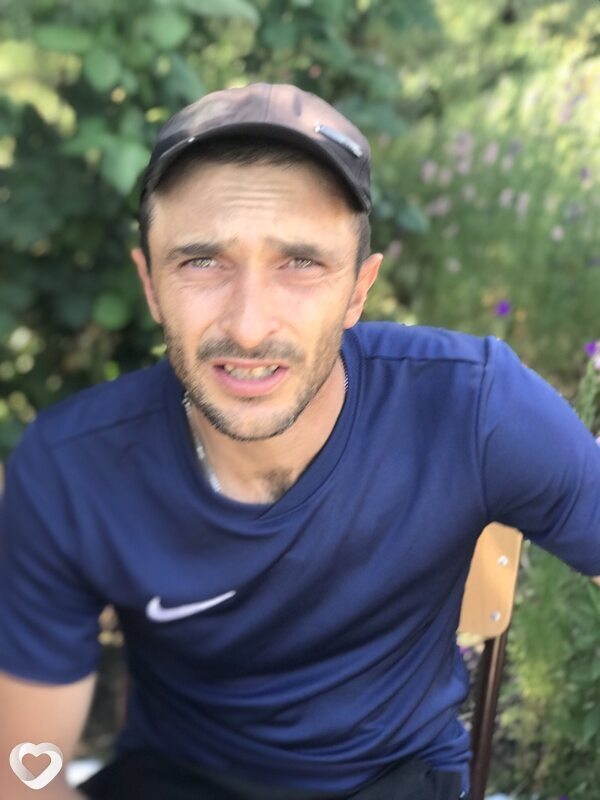 Юрій, 31, Николаеве — анкета №2778212