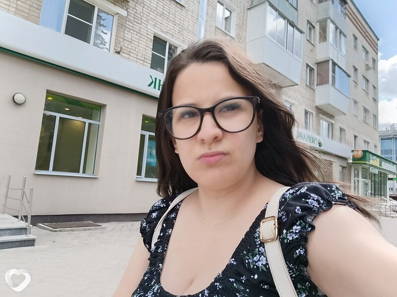 Елена, 26, Каменске-Уральском — анкета №2778300