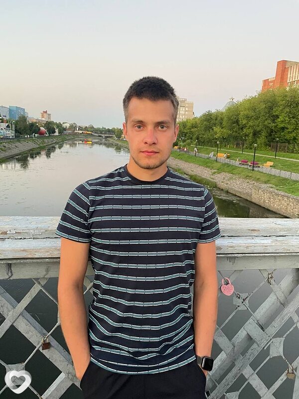 Артем, 24, Альметьевске — анкета №2779155