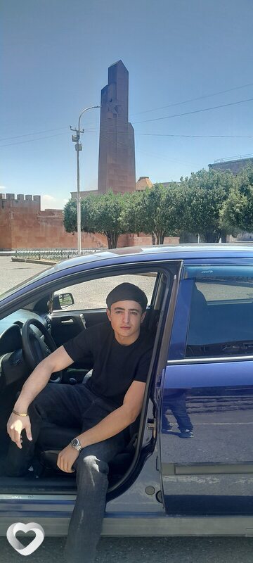 Narek, 21, Ереван — анкета №2778948