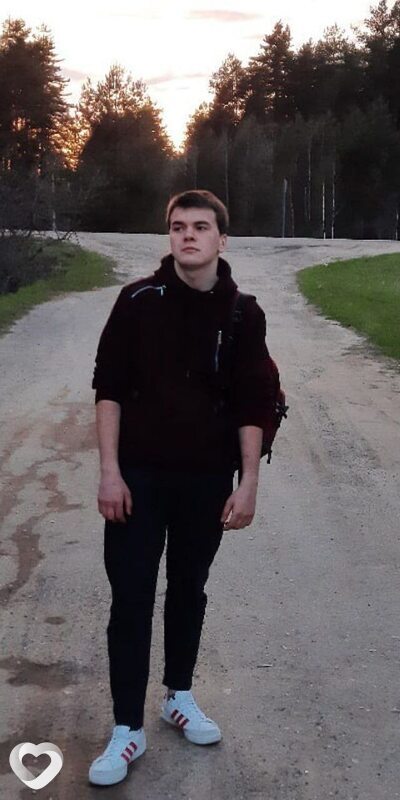 Дима, 21, Людинове — анкета №2778975