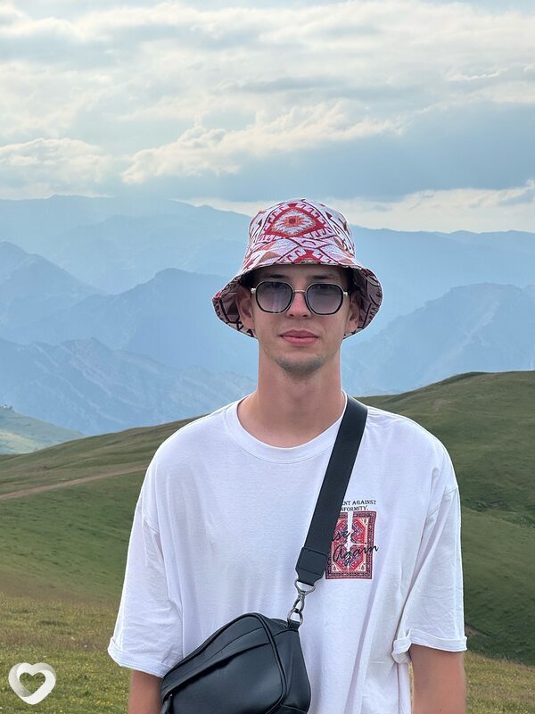 Владимир, 22, Волгограде — анкета №2778988