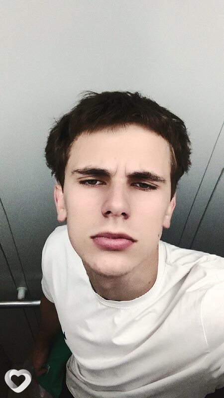 Андрей, 19, Гомеле — анкета №2779243