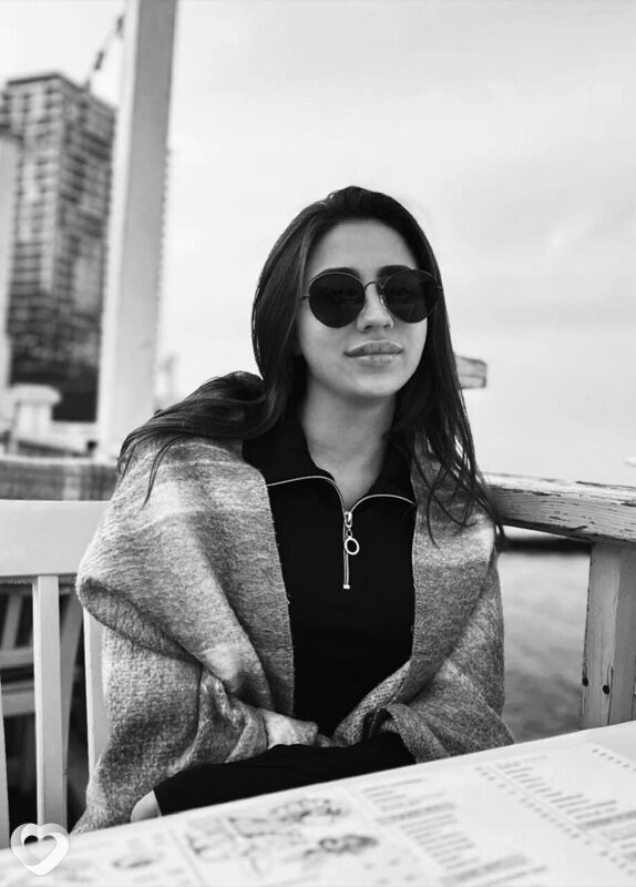 Валюша, 23, Москве — анкета №2779575