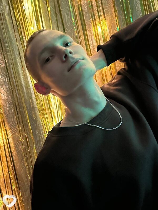 Денис, 22, Глазове — анкета №2779897