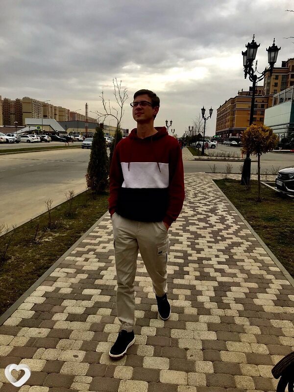 Илья, 26, Ставрополе — анкета №2780422