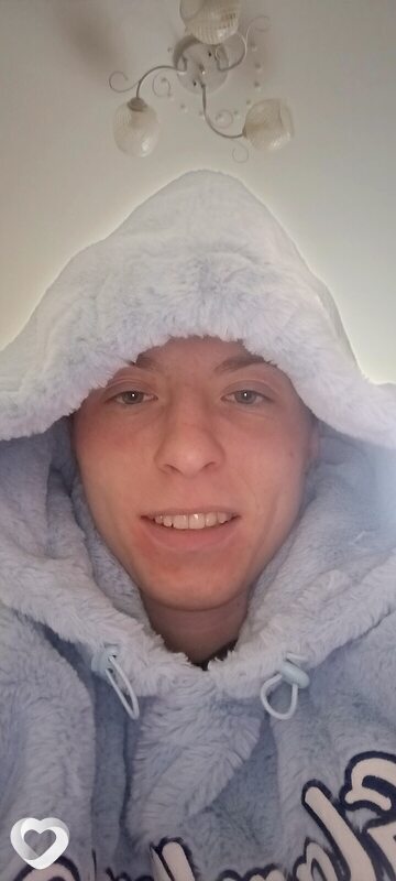 Иван, 22, Брянске — анкета №2780754