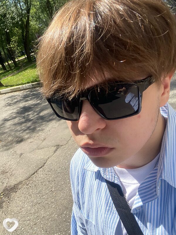 Алексей, 18, Москве — анкета №2781008