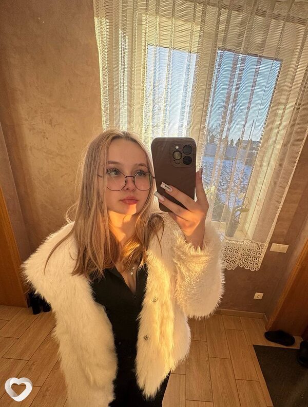 Лера, 23, Пскове — анкета №2781878