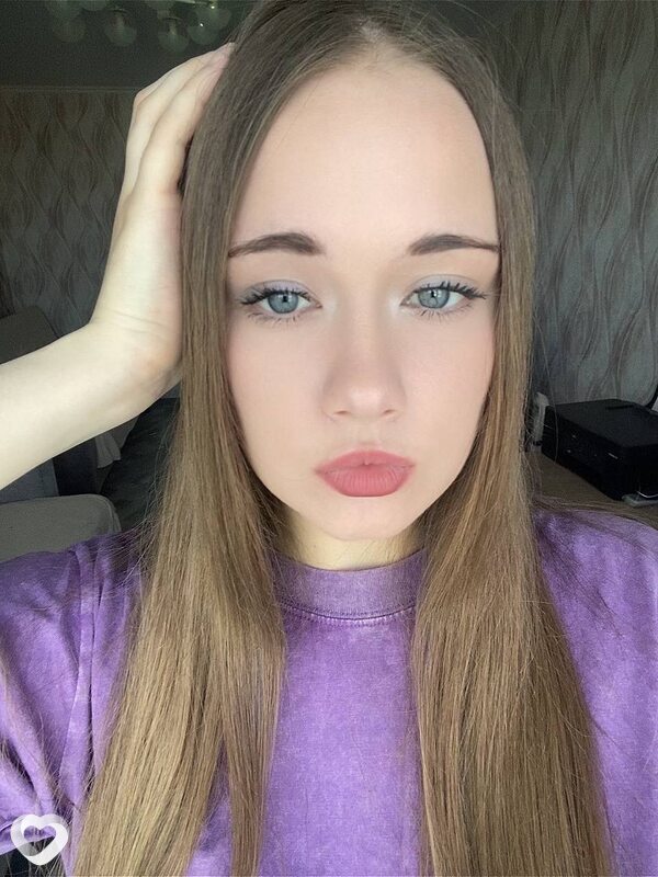 Анюта, 19, Бресте — анкета №2781938