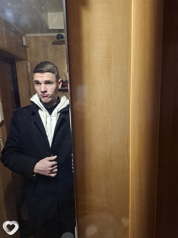 Дима, 23, Ростове-на-Дону — анкета №2782047