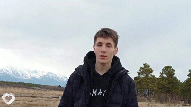Артём, 21, Иркутске — анкета №2782314