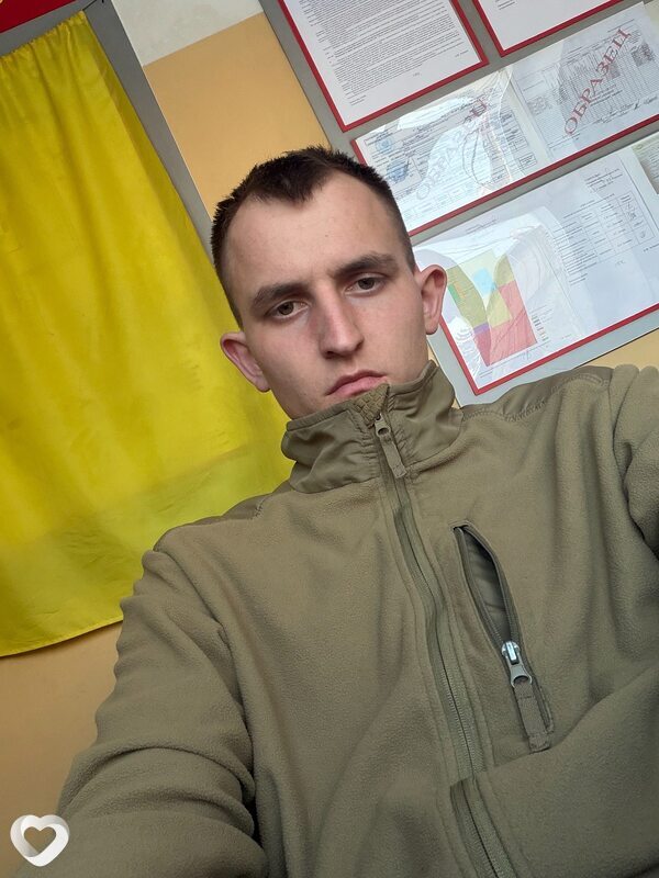 Михаил, 25, Луганске — анкета №2782394