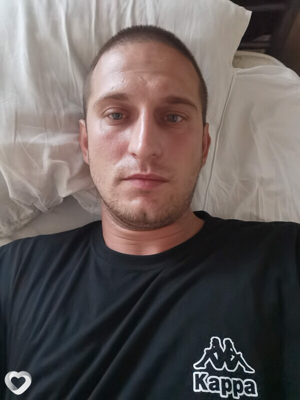Антон, 26, Адлер — анкета №2782665