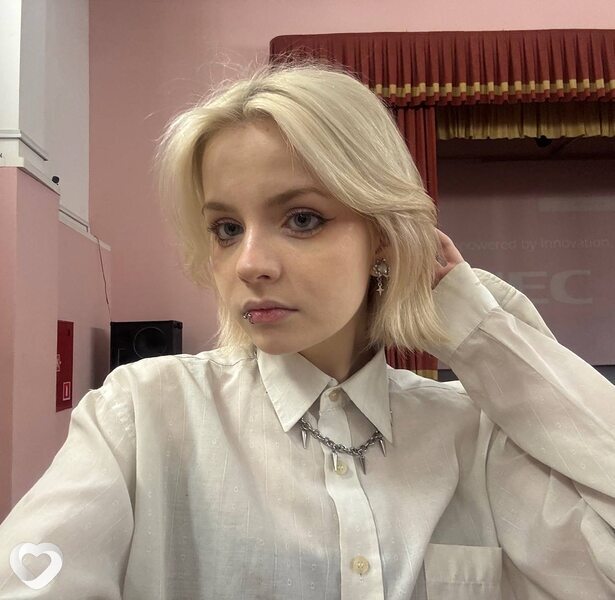 Аня, 19, Санкт-Петербурге — анкета №2782527