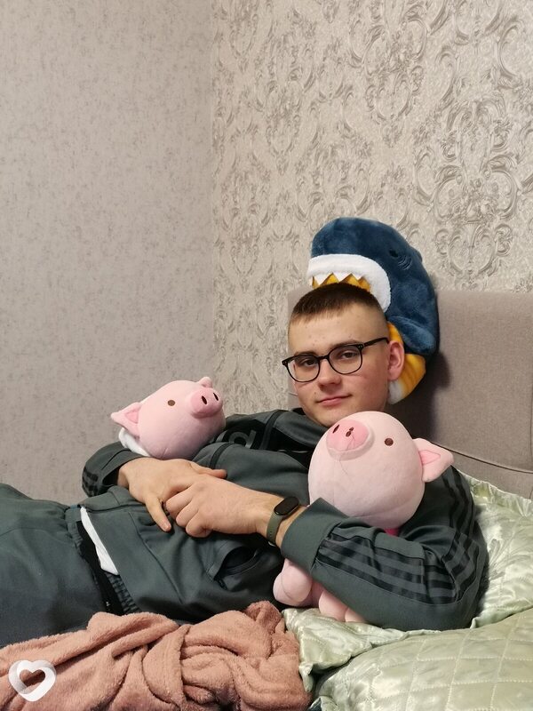 Денис, 21, Гомеле — анкета №2783323