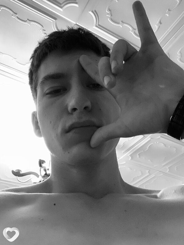 Дмитрий, 20, Екатеринбурге — анкета №2783342