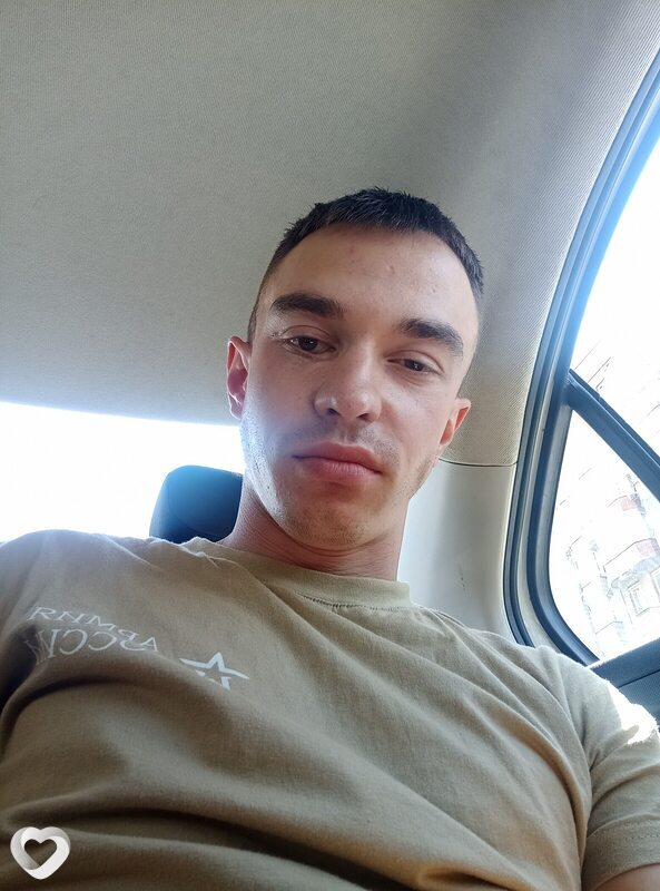 Антон, 22, Новосибирске — анкета №2784036