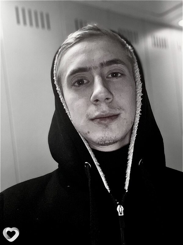 Иван, 23, Ярославле — анкета №2783930