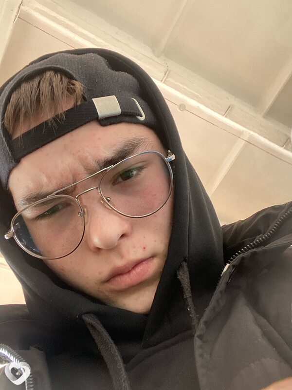 Сергей, 20, Махачкале — анкета №2784601