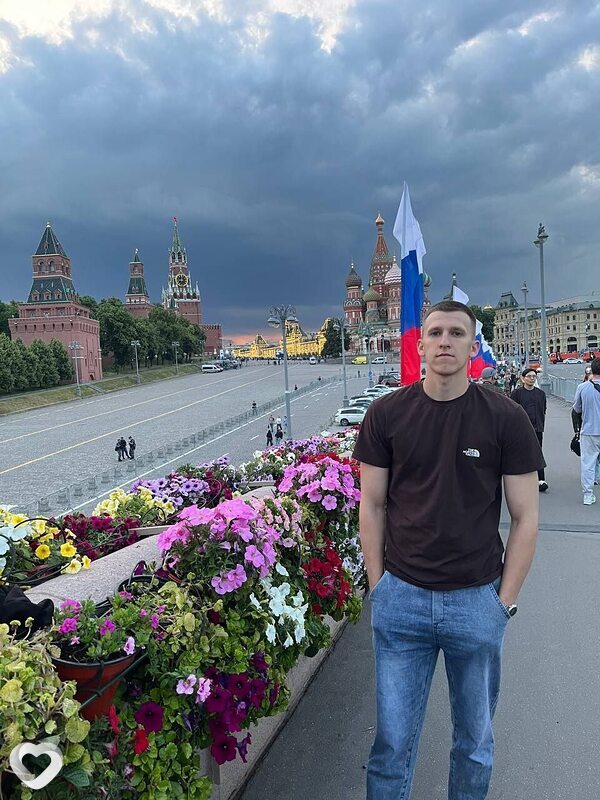 Александр, 21, Брянске — анкета №2784701