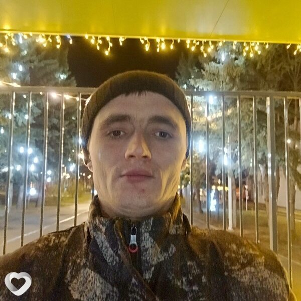 Игорь, 28, Беловодске — анкета №2785317