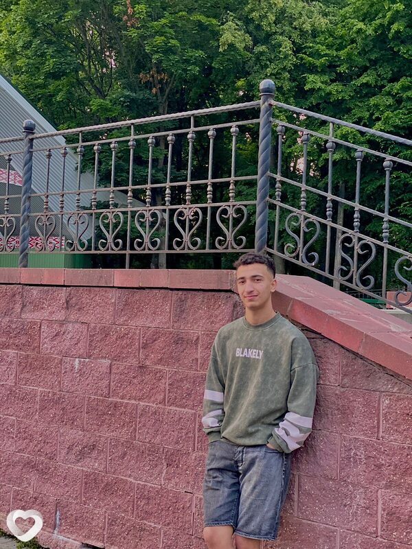 Реда Жаддад, 20, Гомеле — анкета №2785124