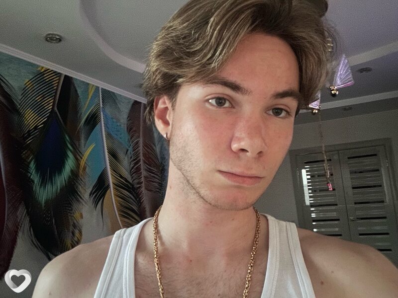 Стас, 21, Москве — анкета №2785350