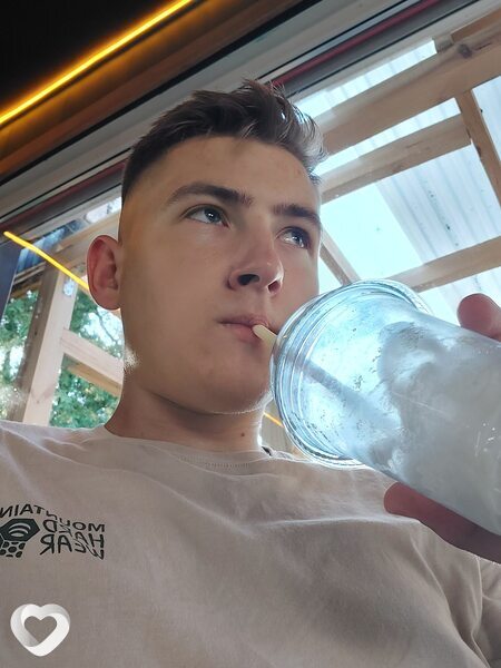 Максим, 23, Речице — анкета №2785791