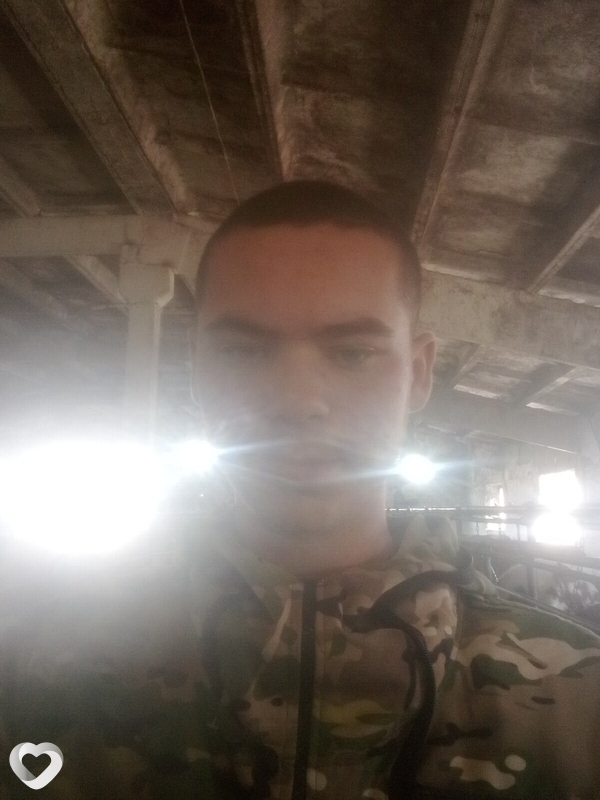 Максим, 21, Минусинске — анкета №2785595