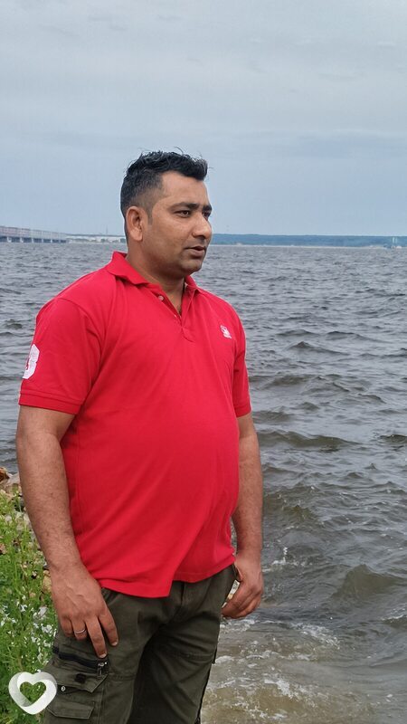 Amit, Рассказово