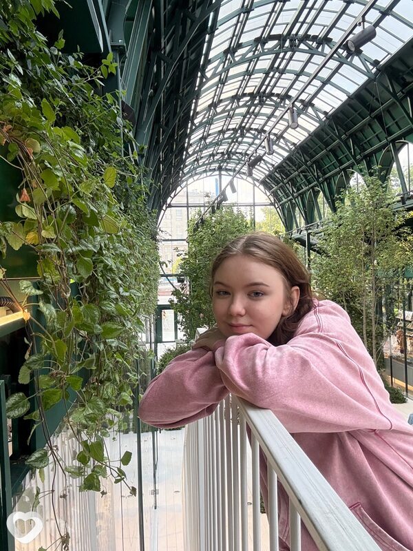 Аня, 22, Москве — анкета №2786360