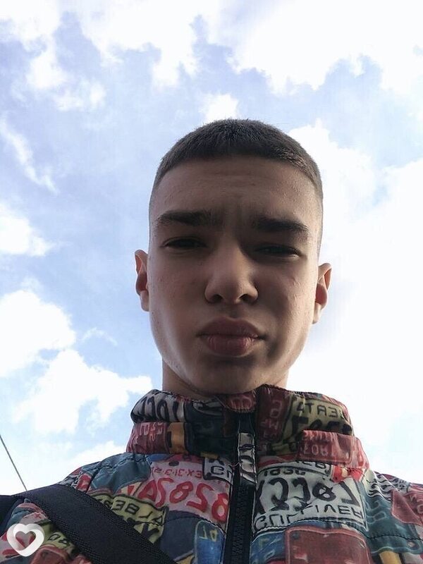 Maksim, 18, Оренбурге — анкета №2787658