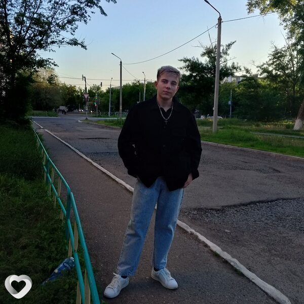 Глеб, 19, Оренбурге — анкета №2788905