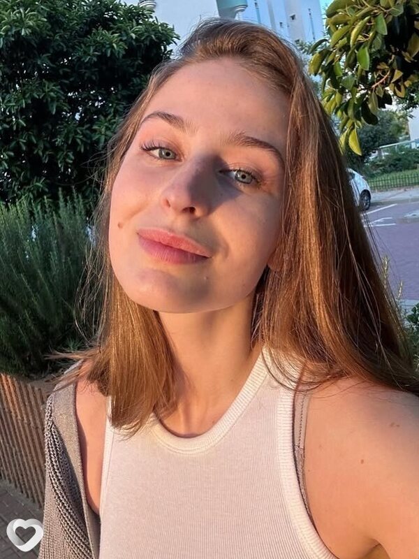 Алёна, 26, Санкт-Петербурге — анкета №2788911