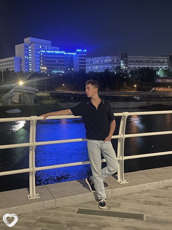 Матвей, 20, Москве — анкета №2788328
