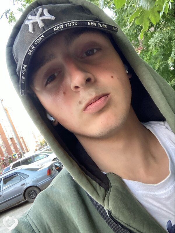 Евгений, 20, Новосибирске — анкета №2789206