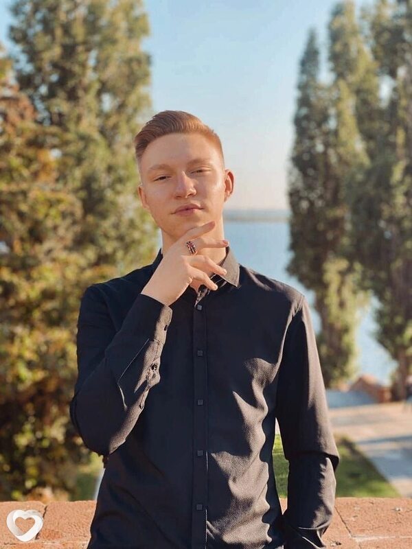 Владислав, 23, Саратове — анкета №2790535