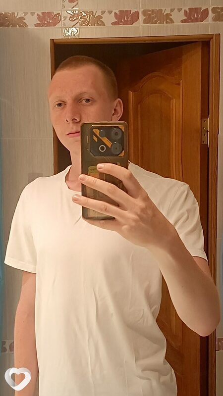Артём, 21, Всеволожске — анкета №2790711